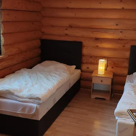 Blockbohlenhaus Villa *